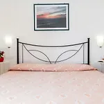 Mare Lughente فندق مبيت وإفطار 3*