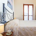 Mare Lughente فندق مبيت وإفطار 3*
