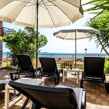 Mare Lughente 3*