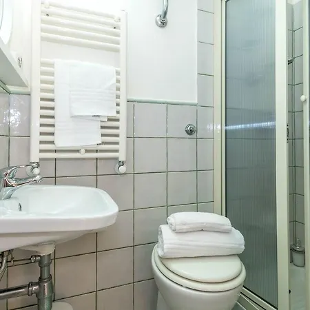 Nocleg ze śniadaniem Mare Lughente 4*