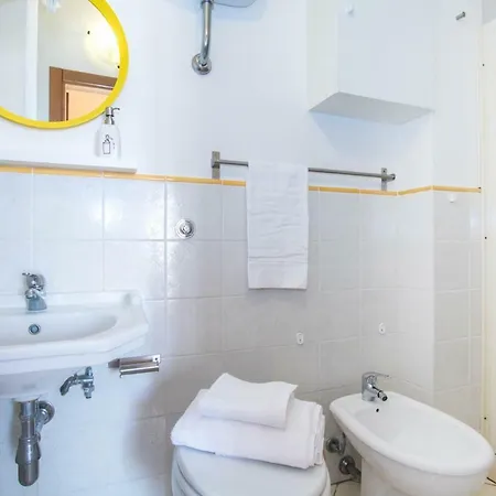 Mare Lughente 4*