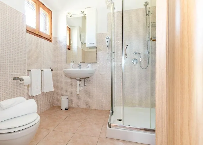 Mare Lughente 4*